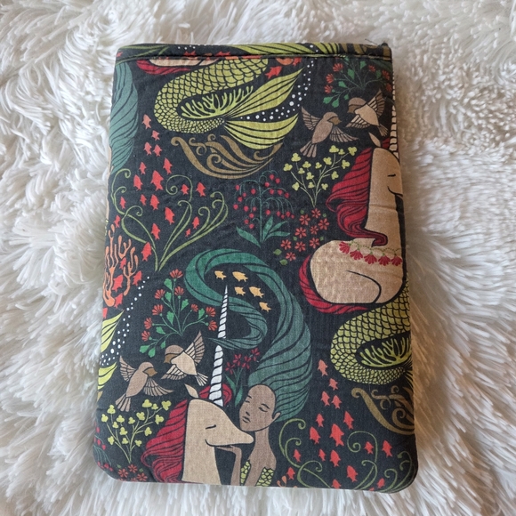 Book Beau Mermaid Unicorn Book Protector - Picture 2 of 3